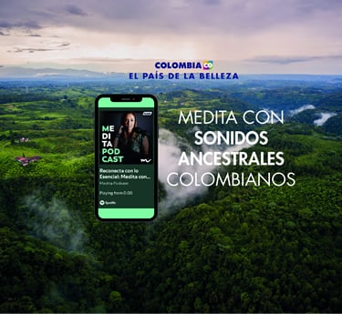 Celular invitando a escuchar el podcast de sonidos ancestrales colombianos