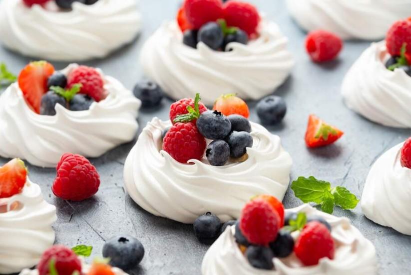 Meringue dessert