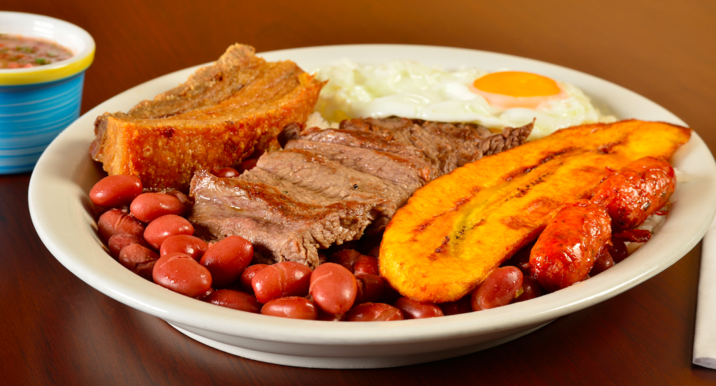 Bandeja paisa, comida