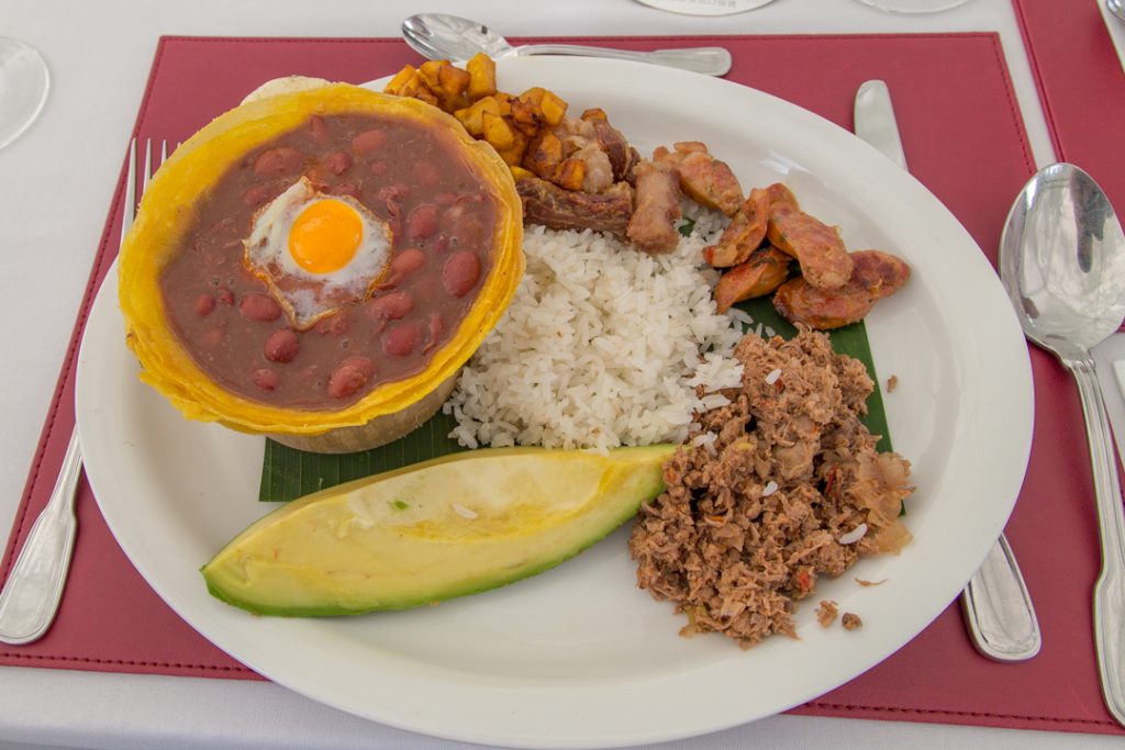 food tourism, the best spots, the best restaurants, Coffee Cultural Landscape, gastronomy tourism, traditional food, typical dishes, business meetings