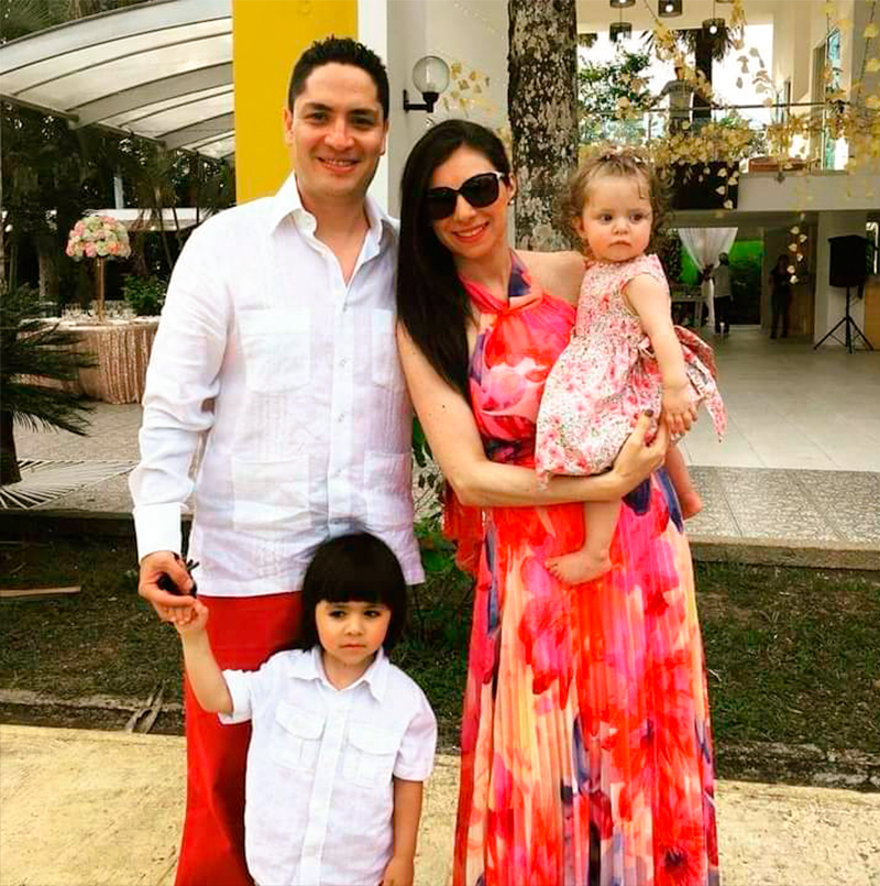Renée, une étrangère qui a décidé de vivre en Colombie - Renée Gerges, son mari et leurs enfants dans un mariage | Marque Pays Colombie