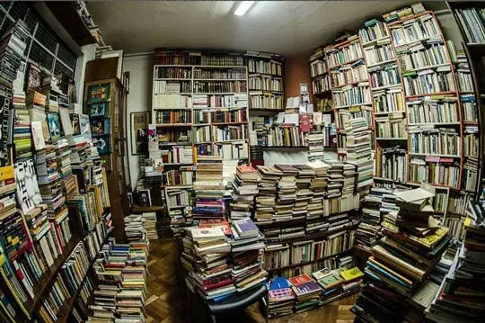 torre de babel, luvina, casa tomada, the book hotel, san librario, books, literature, bogota, athens of latin america, bookstores, bookshops, reading, book cafes