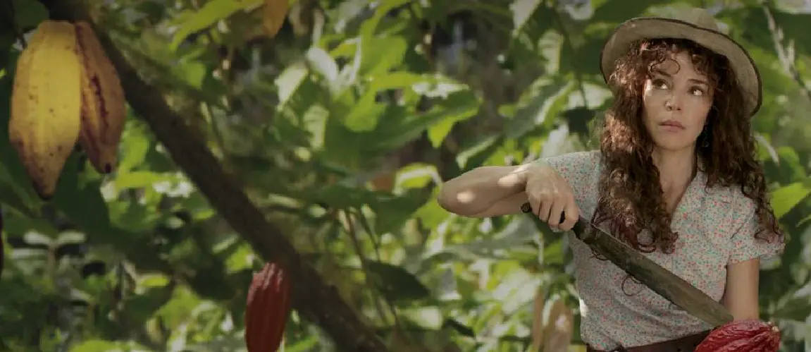 Flora Martínez in Itzia, Tango & Cacao