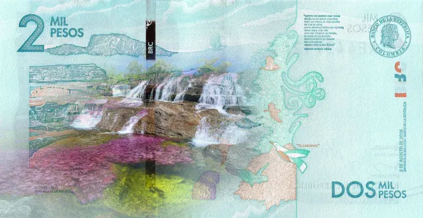 Cascada de caño cristales en billete colombiano de dos mil pesos