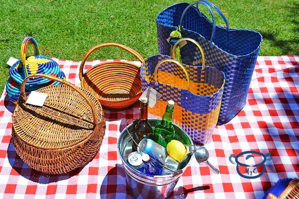 How is a handcrafted zuncho basket