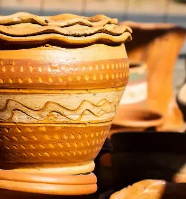 Cerámica tradicional en Ráquira Colombia, ciudad de ollas