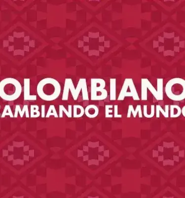 Frase Colombianos cambiando el mundo sobre fondo rojo