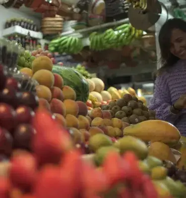 Sabores de Colombia: un viaje por sus frutas y territorios