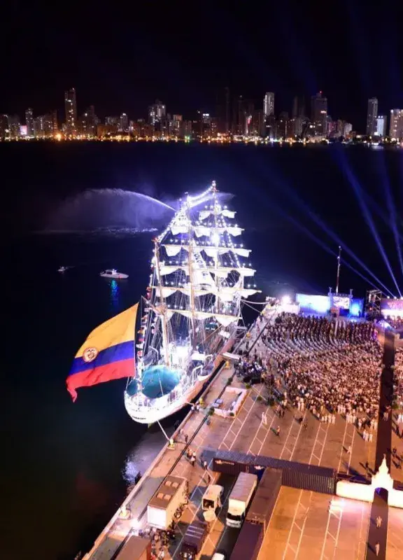 buque gloria en cartagena