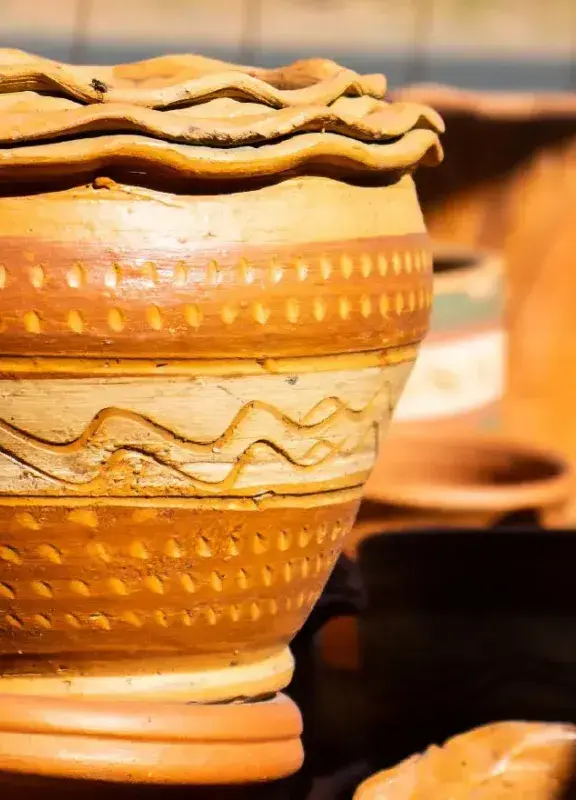Cerámica tradicional en Ráquira Colombia, ciudad de ollas