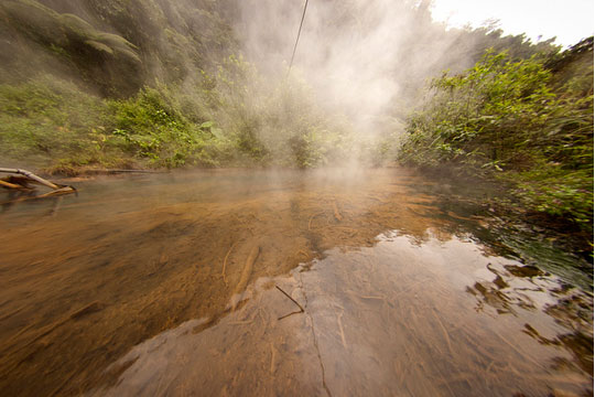 thermal springs, hot springs Colombia, santa rosa de cabal,villa de leyva, choachi, santa monica, manizales, tierra viva, los nevados, el otono, pereira, san vicente, thermal springs Colombia