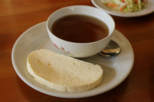 fritanga, aromatica, fruit infusions, cholao/raspao, lechona, berraquillo, aguadepanela con queso, aguapanela and cheese, colombia, food, dishes, celebrations
