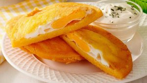 Arepa de Huevo Colombiana
