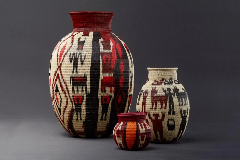 Crafts made through werregue weaving