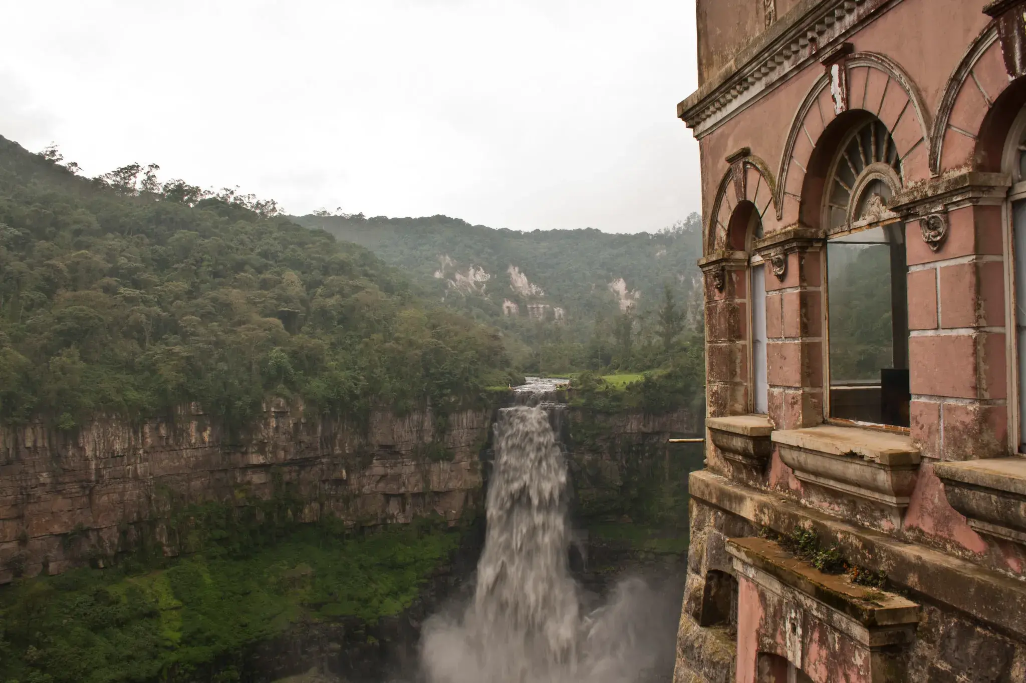 Vista de la Cascada del Tequendama desde el Museo.
