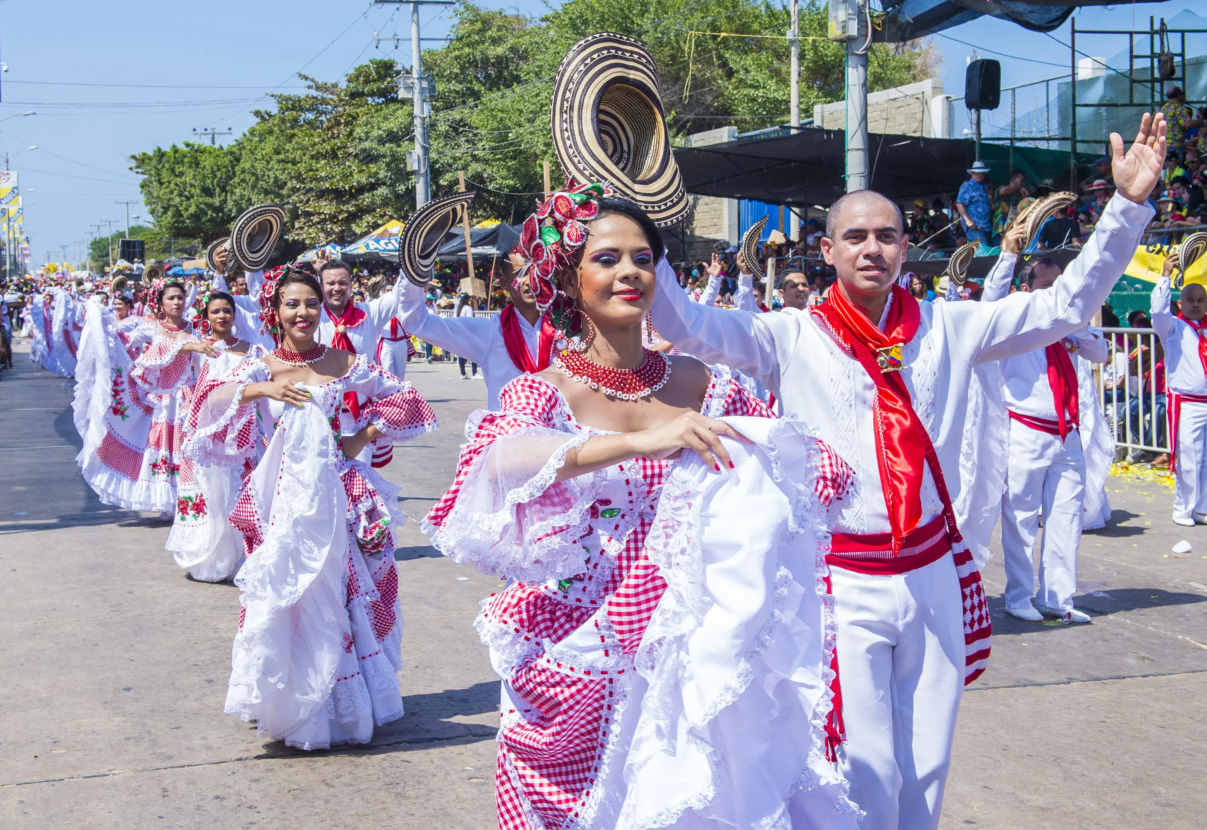 Traditional costume from the Caribbean Region, cumbia traditional costume, Colombia the most welcoming country in the world