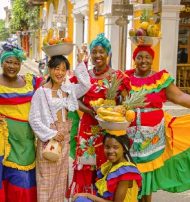 Olivia López discovers the Colombian fashion