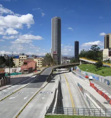 Vista de la Avenida Circunvalar en Bogotá.